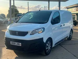 White Used 2018 Peugeot Expert S Van | £5,500 (Fair price)