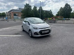 Silver Used 2014 Hyundai i10 SE Hatchback | £2,995 (Good price)