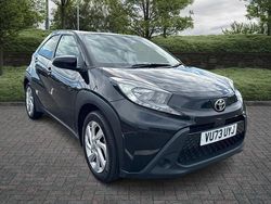 Black Used 2023 Toyota Aygo X PURE SUV | £13,485