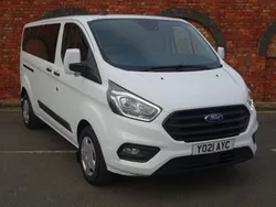 White Used 2021 Ford Transit Custom Trend MPV | £15,795 (Fair price)
