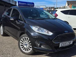 Black Used 2015 Ford Fiesta Titanium Hatchback | £8,395 (Fair price)