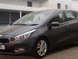 Silver Used 2014 Kia Ceed 3 Hatchback | £4,995 (Fair price)