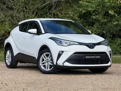 Pure white Used 2022 Toyota C-HR SUV | £18,740 (Good price)