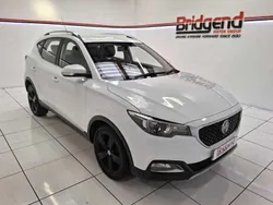 White Used 2018 MG ZS Exclusive Sedan | £9,799 (Fair price)