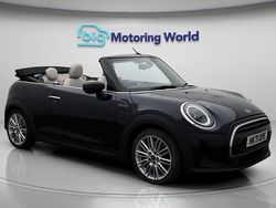 Used 2021 Mini Cooper Exclusive Hatchback | £18,200 (Expensive)