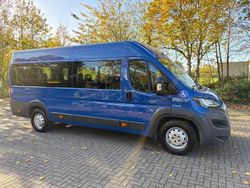 Blue Used 2018 Peugeot Boxer Van | £18,950 (Expensive)