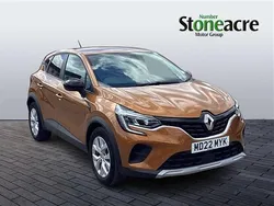 Orange Used 2022 Renault Captur Iconic SUV | £13,995 (Fair price)