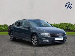 Grey Used 2021 VW Passat SEL Sedan | £16,690 (Fair price)