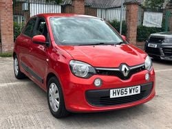 Red Used 2016 Renault Twingo Play Hatchback | £3,750 (Fair price)