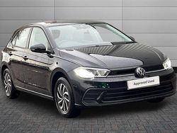 Black Used 2025 VW Polo Life Hatchback | £17,690 (Fair price)