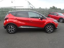 Red/black Used 2020 Renault Captur GT-Line SUV | £9,600 (Good price)