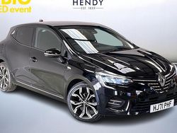 Black Used 2021 Renault Clio V SE Hatchback | £12,589 (Fair price)
