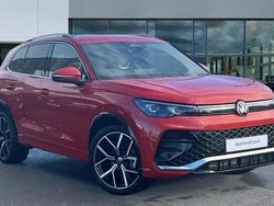 Persimmon red metallic Used 2025 VW Tiguan R-line SUV | £34,031 (Expensive)