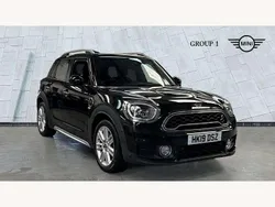 Black Used 2019 Mini Cooper S Countryman Exclusive SUV | £18,995 (Fair price)