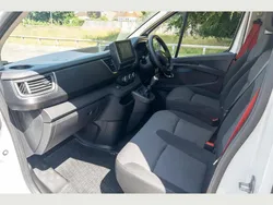 White Used 2023 Renault Trafic Van | £16,299 (Good price)