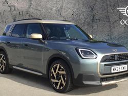 Green Used 2025 Mini Countryman SUV | £35,950 (Fair price)