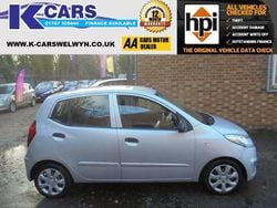 Silver Used 2012 Hyundai i10 Classic Hatchback | £3,990 (Fair price)