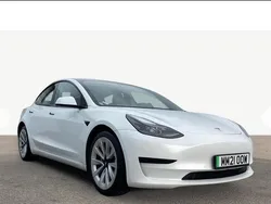 White Used 2021 Tesla Model 3 Standard Range Sedan | £14,590 (Fair price)