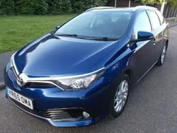 Used 2015 Toyota Auris Touring Sports Estate | £5,190 (Fair price)