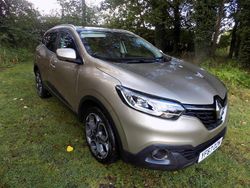 Beige Used 2017 Renault Kadjar Dynamique SUV | £7,995 (Fair price)