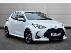 White New 2025 Toyota Yaris Hybrid Design Hatchback | £23,595 (Fair price)