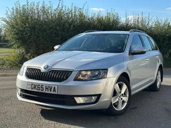 Silver Used 2015 Skoda Octavia Business Line Estate | £6,495 (Fair price)