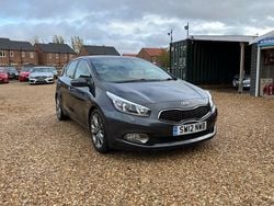 Silver Used 2012 Kia Ceed 4 Hatchback | £7,995 (Fair price)