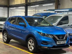 Blue Used 2017 Nissan Qashqai Acenta SUV | £5,995 (Good price)