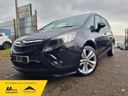 Black Used 2014 Vauxhall Zafira SRi MPV | £3,495 (Good price)