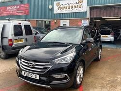 Black Used 2016 Hyundai Santa Fe Premium SUV | £8,499 (Good price)