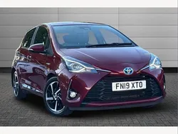 Red Used 2019 Toyota Yaris Hybrid Hatchback | £13,500 (Fair price)