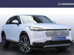 White Used 2025 Honda HR-V Advance SUV | £28,000 (A bit pricey)