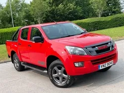 Red Used 2016 Isuzu Pick up Pickup | £12,950 (Super price)