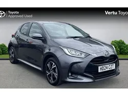 Grey Used 2024 Toyota Yaris Hybrid Design Hatchback | £18,000 (Good price)