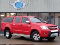 Red Used 2007 Toyota HiLux Pickup | £6,000 (Good price)