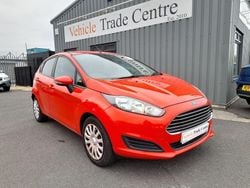 Red Used 2013 Ford Fiesta Style Hatchback | £4,449 (Good price)