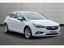 White Used 2019 Vauxhall Astra SRi Hatchback | £8,990 (Fair price)