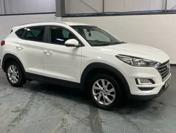 White Used 2019 Hyundai Tucson SE SUV | £11,398 (Fair price)