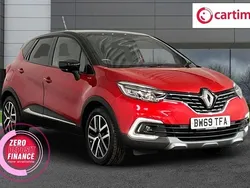 Red/black Used 2019 Renault Captur Version S SUV | £13,899 (Fair price)