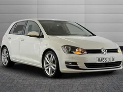 Pure white Used 2016 VW Golf VII GT Hatchback | £10,299 (Fair price)