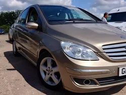 Gold Used 2008 Mercedes B200 SE MPV | £595 (Good price)