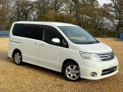 White Used 2010 Nissan Serena MPV | £6,990 (Super price)