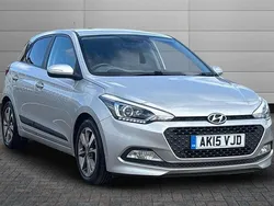Sleek silver Used 2015 Hyundai i20 Premium Hatchback | £7,690 (Fair price)