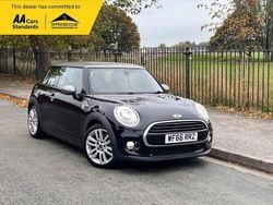 Black Used 2016 Mini Cooper Hatch Hatchback | £8,495 (Fair price)
