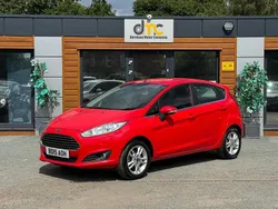Red Used 2015 Ford Fiesta Zetec Hatchback | £3,995 (Fair price)