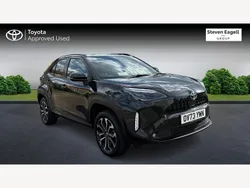 Black Used 2023 Toyota Yaris Hybrid Design Hatchback | £21,411 (Expensive)