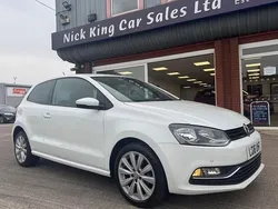 Candy white Used 2016 VW Polo Match Hatchback | £7,975 (Fair price)