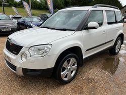 White Used 2012 Skoda Yeti SUV | £3,995 (Good price)