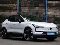 White Used 2024 Volvo EX30 Ultra SUV | £32,700 (Fair price)