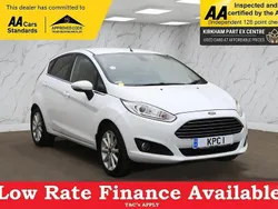 White Used 2017 Ford Fiesta Titanium Hatchback | £8,395 (Good price)
